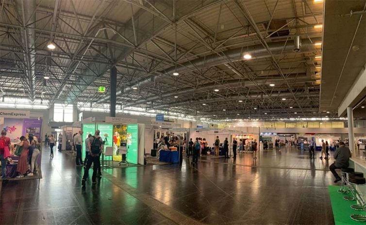 a conference meet in a vast hall