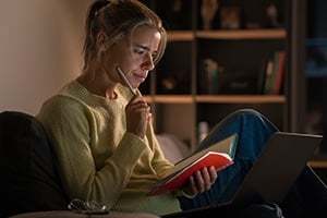 Parkinson's caregiver online reading 